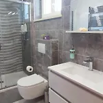 Daire Garden Dina With Free Parking Split