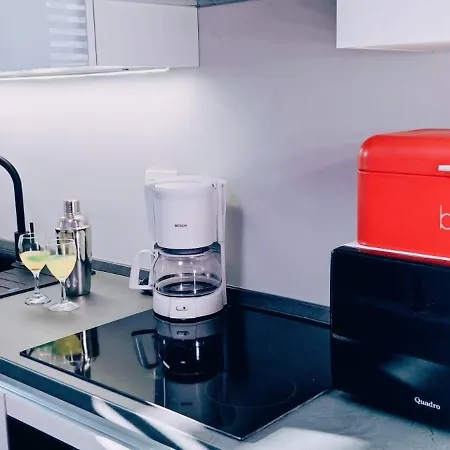 Garden Dina With Free Parking Apartment Split